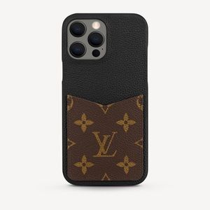 Louis Vuitton 11 Max Pro bumper black and monogram M69097